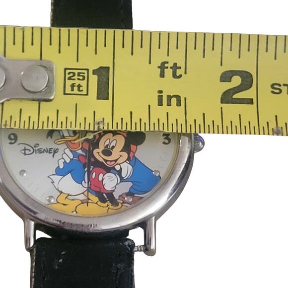 DISNEY 70 years of Friendship Watch Leather Band New Battery Special Edition - Picture 6 of 7